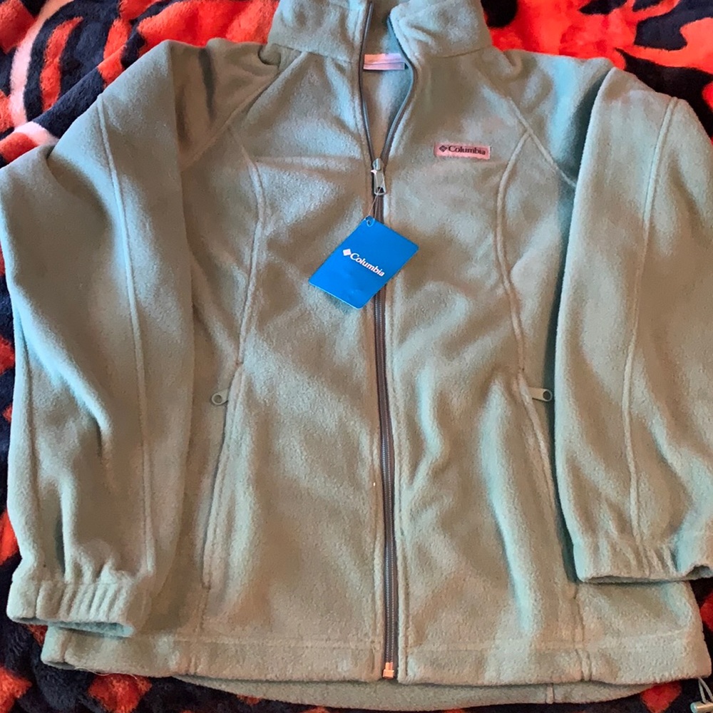 Columbia sweater
